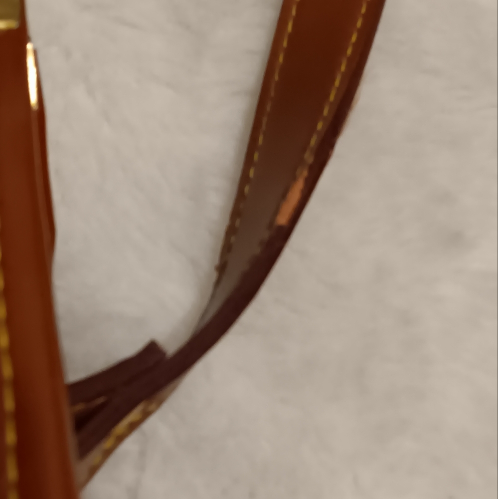 Dooney & Bourke Crossbody - Picture 9 of 9